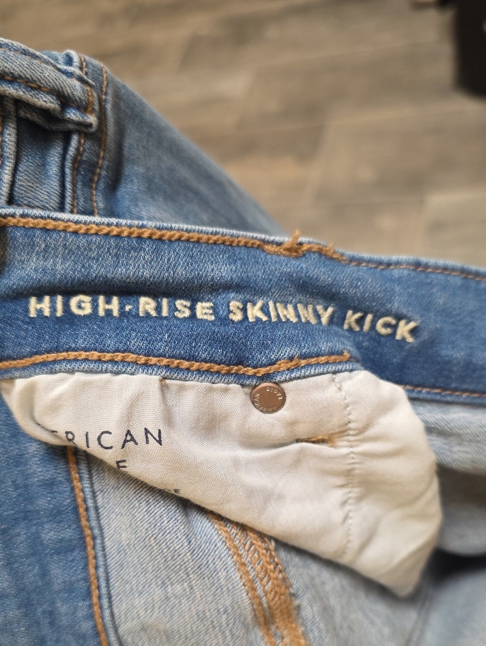 American Eagle Outfitters High-Rise Skinny Kick Jeans - Light Blue